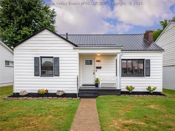 455 22nd St, Dunbar, WV 25064