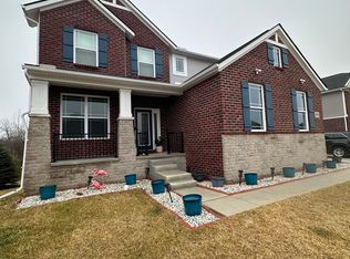4816 Harriet Ln, Sterling Heights, MI 48314