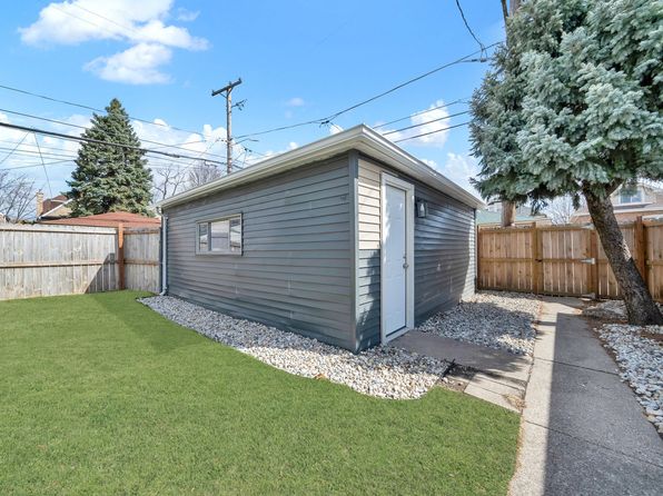 2613 Kenilworth Ave, Berwyn, IL 60402