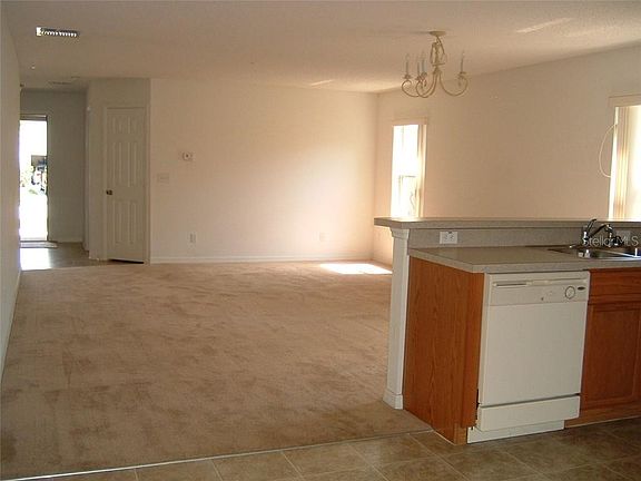 4th image of 119 Bristol Forest Trl