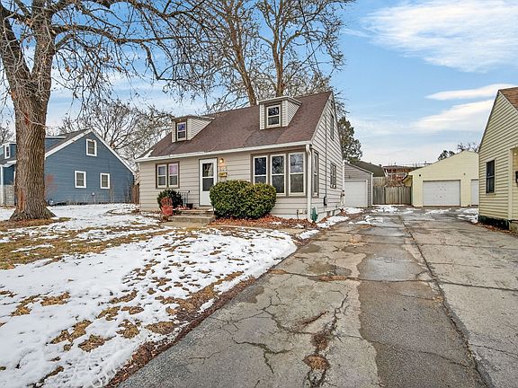 2nd image of 505 Valhigh Rd