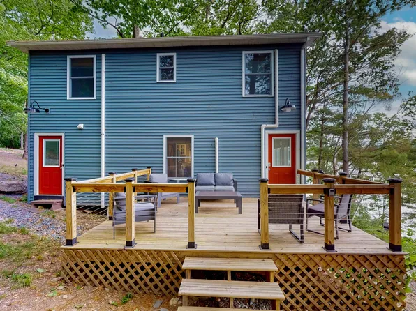 95 Rockview Road, Castleton, VT 05735