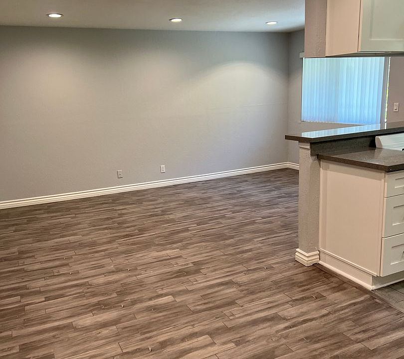 1st image of 319 Concord St APT 4