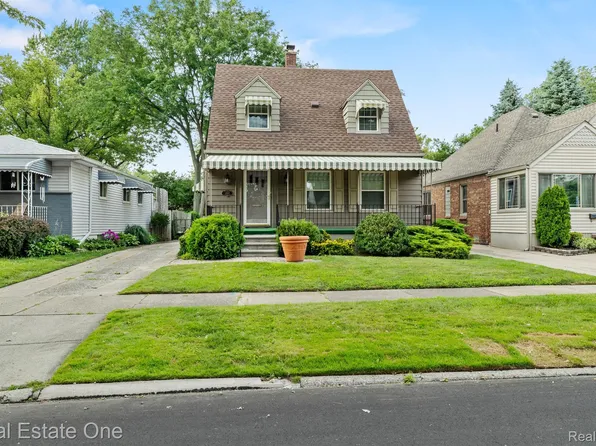 207 E Chesterfield St, Ferndale, MI 48220