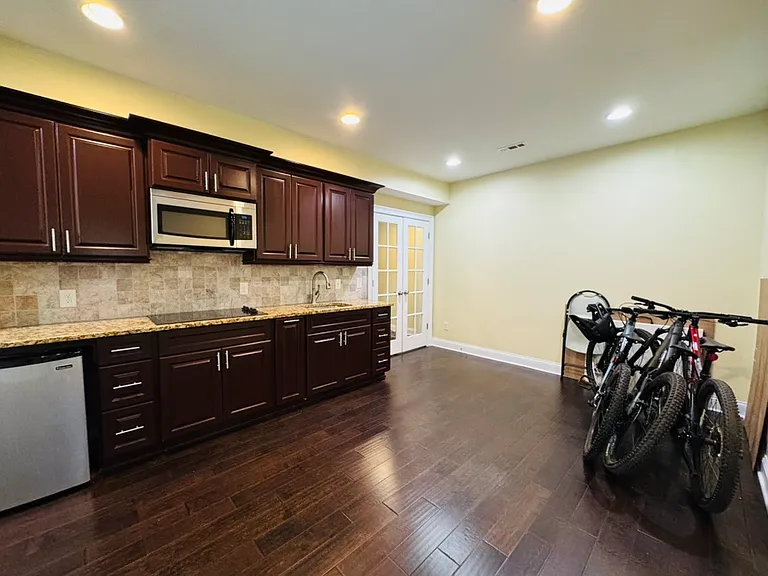 595 Oak Alley Way — Photo 21
