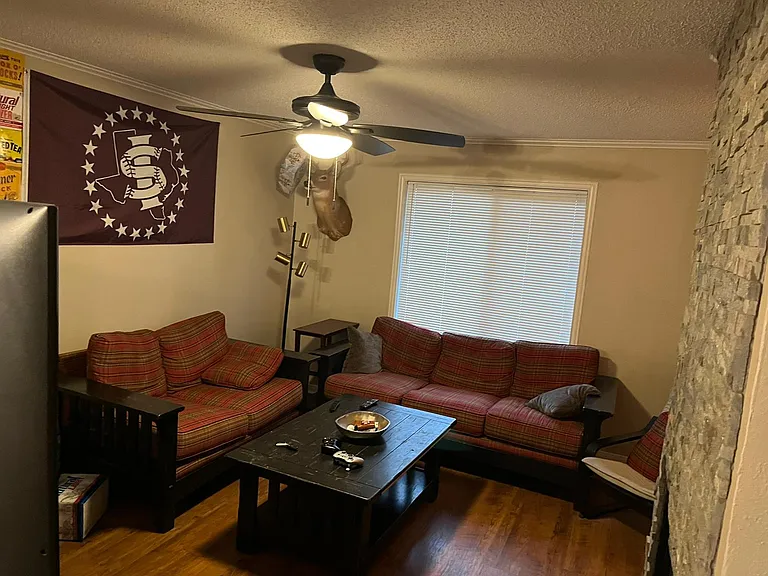 1406 Lemon Tree Ln #1 — Photo 11