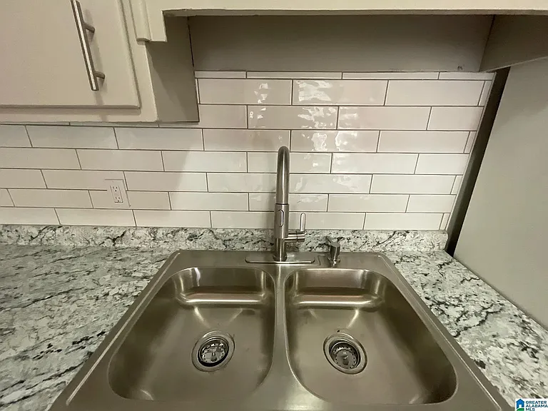 7221 Rome Ave — Photo 3