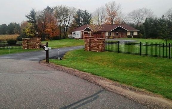 2nd image of 163326 Sandy Banks Dr