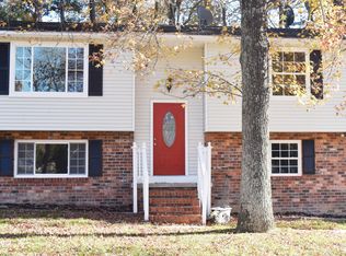 501 Wolfberry Rd, North Chesterfield, VA 23236