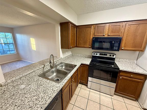 2nd image of 25144 Budde Rd APT 7