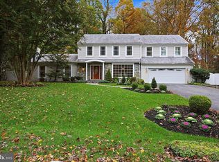 7608 Arrowood Rd, Bethesda, MD 20817