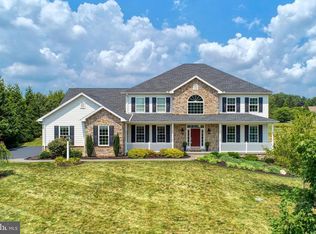 755 Rosewood Ln, York, PA 17403