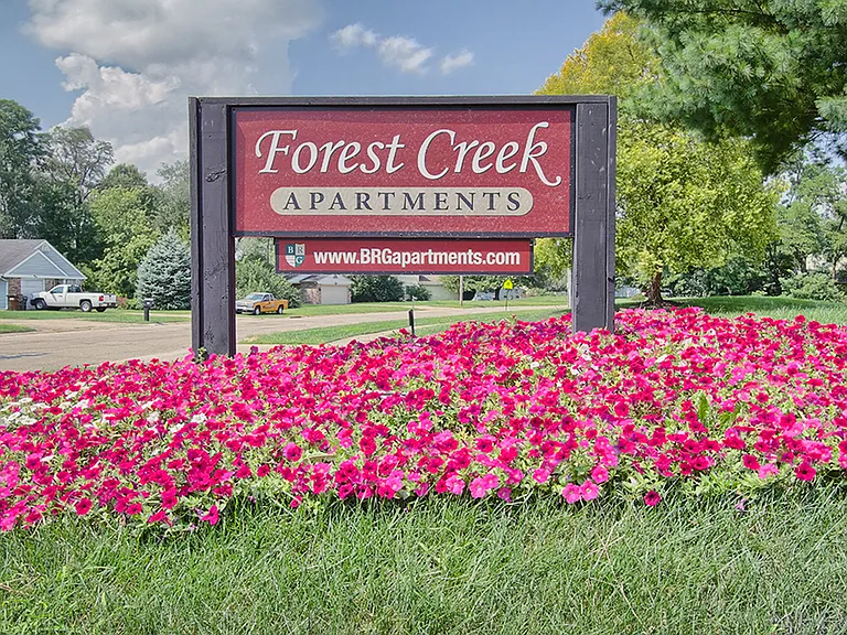 Forest Creek Apartments — Photo 8
