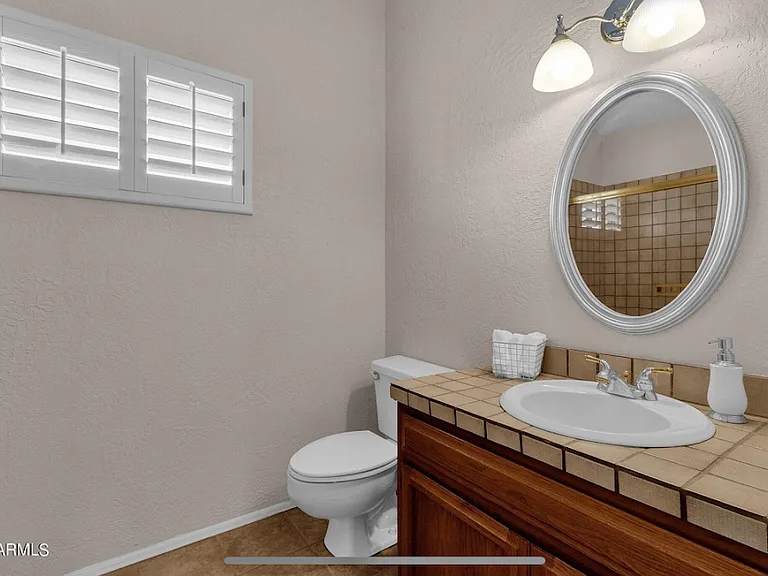 2511 E Shaw Butte Dr — Photo 21