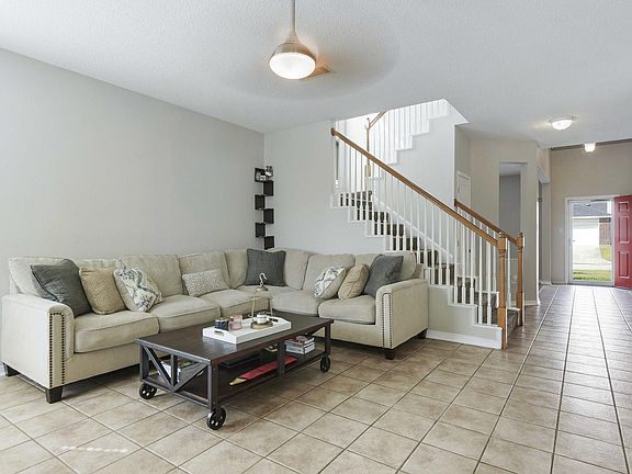 5th image of 18127 Lake Vista Dr
