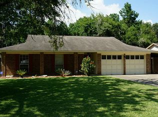 9711 Forest Hollow Dr, Baytown, TX 77521