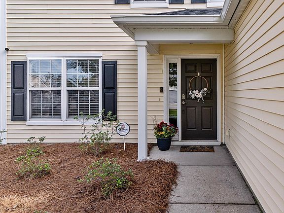 4th image of 1344 Palm Cove Dr