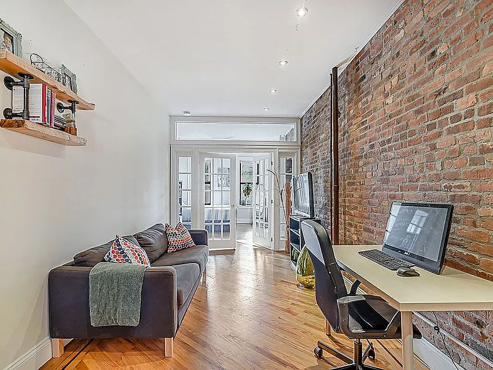 1st image of 11 4th Pl APT 3L