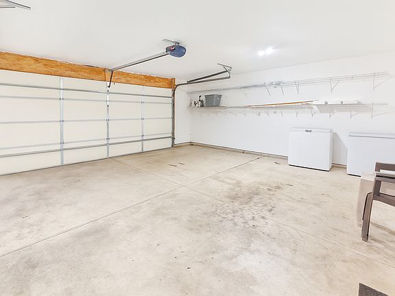2nd image of 810 Park St