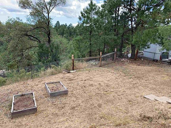 4th image of 3425 Pueblo Dr