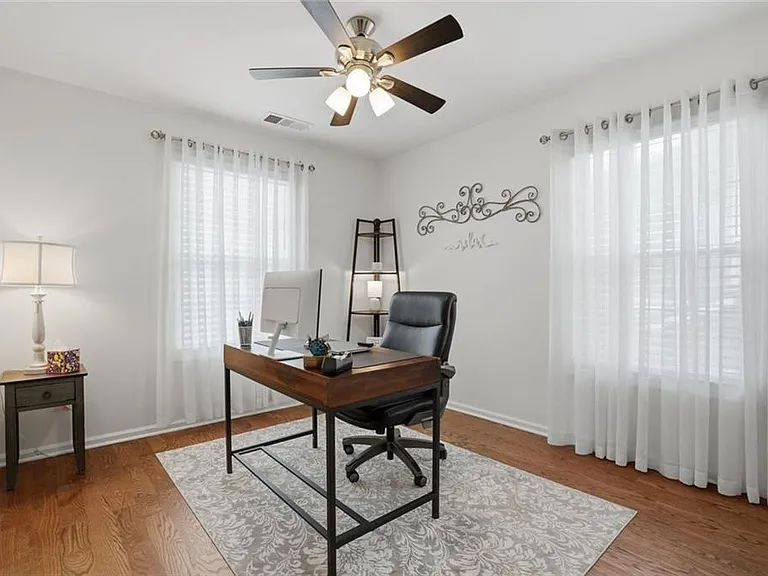 6261 Vinings Vintage Dr — Photo 23