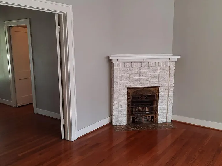 1603 Oakdale St #6 — Photo 3