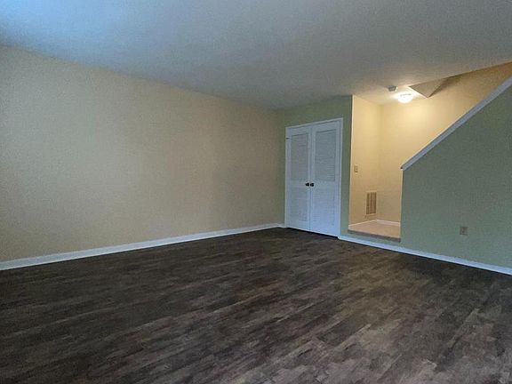 3rd image of 10848 Whiterim Dr