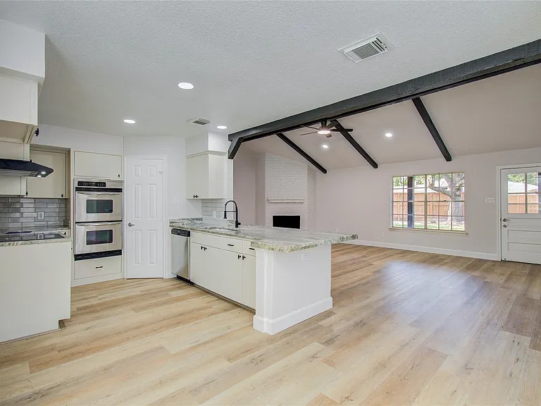 7026 Hidden Arbor Ln — Photo 9