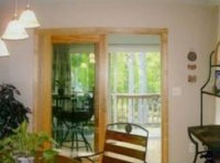 9031 Glenwood Ln, Northville, MI 48168