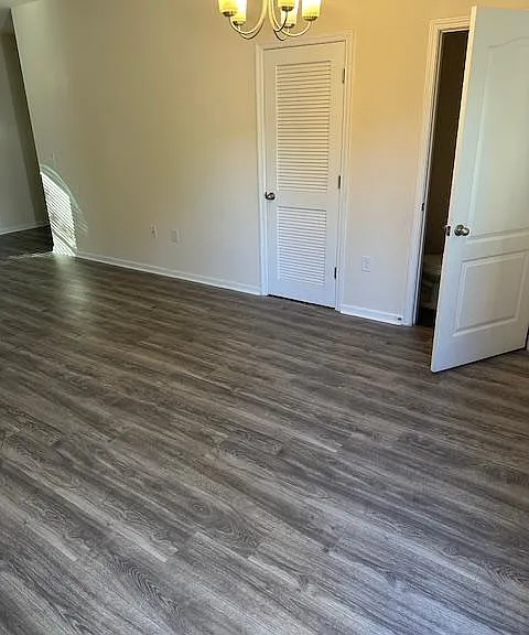 394 Servia Dr — Photo 14