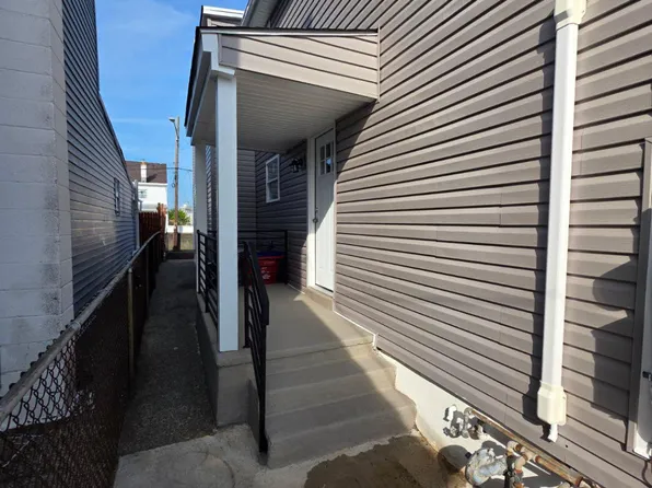 410 Logan St, Bristol, PA 19007