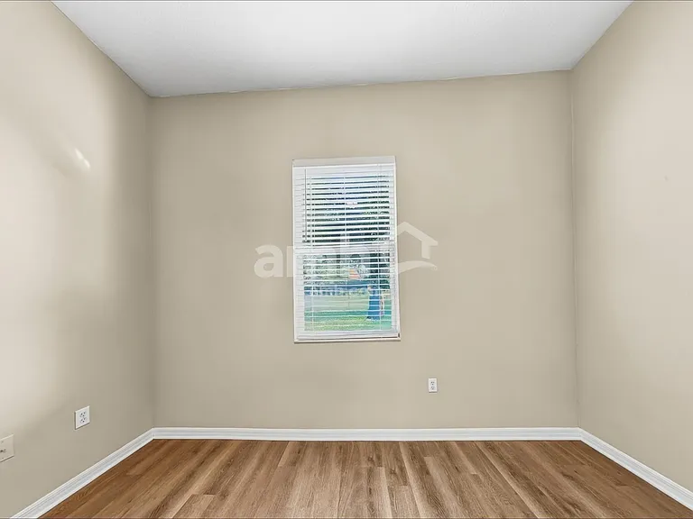 3828 Alamanda Hills Ln — Photo 16