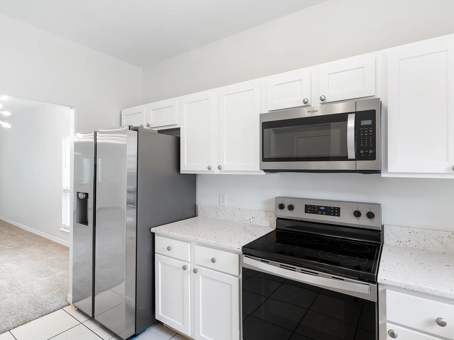 3 bed, 1500 sqft, $2,100 — Photo 3