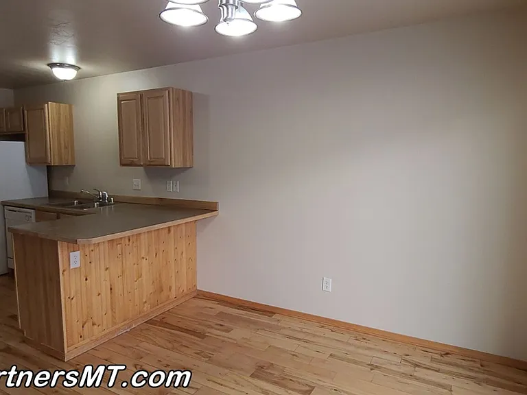892 N River Rock Dr — Photo 4