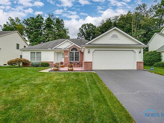 2nd image of 3747 Hampstead Dr