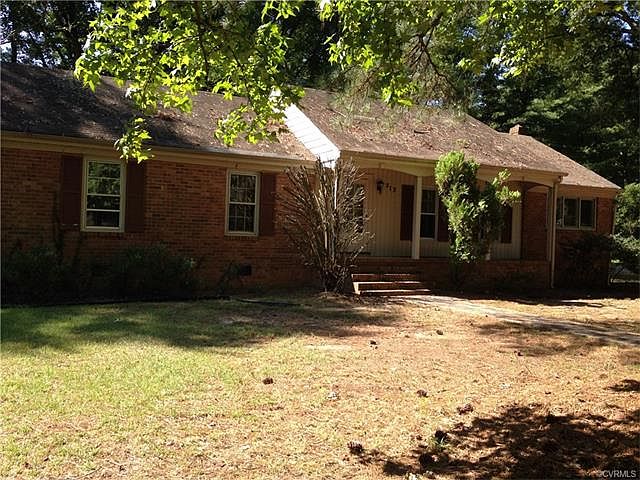 2nd image of 513 Upland Dr