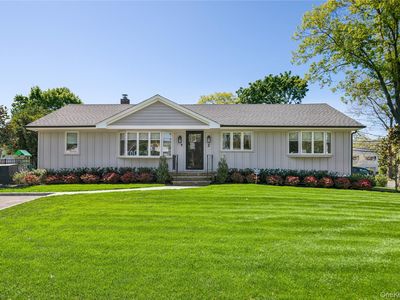 2 Sunderland Street, Melville, NY, 11747
