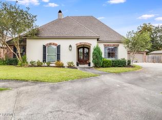 516 Cypress Cv, Youngsville, LA 70592