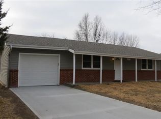 107 E Kirk St, Harrisonville, MO 64701