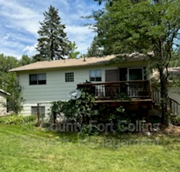 1990 Dorset Dr — Photo 5
