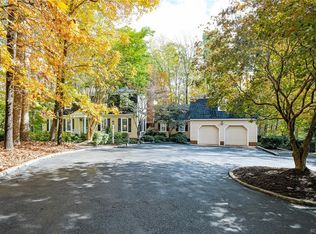 1 Deer Run Rd, Manakin Sabot, VA 23103