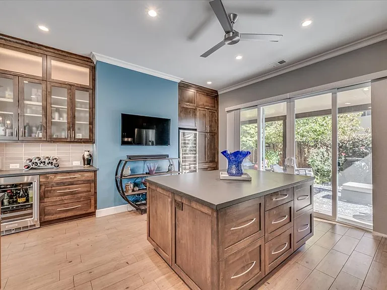 10562 Thistle Berry Ct — Photo 7