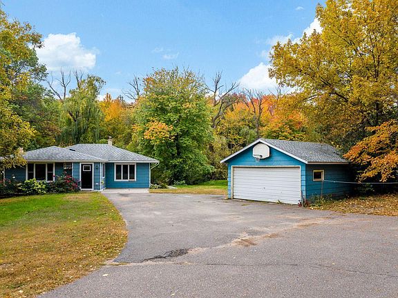 4th image of 606 Big Lake Ct