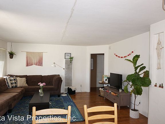 5th image of 3992 Honeycutt St