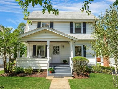 82 Overlook Rd, Cedar Grove, NJ, 07009