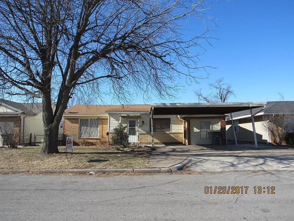 1438 NW 23rd St