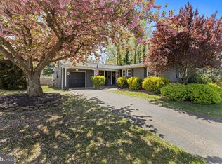 917 Forbes St, Turnersville, NJ 08012