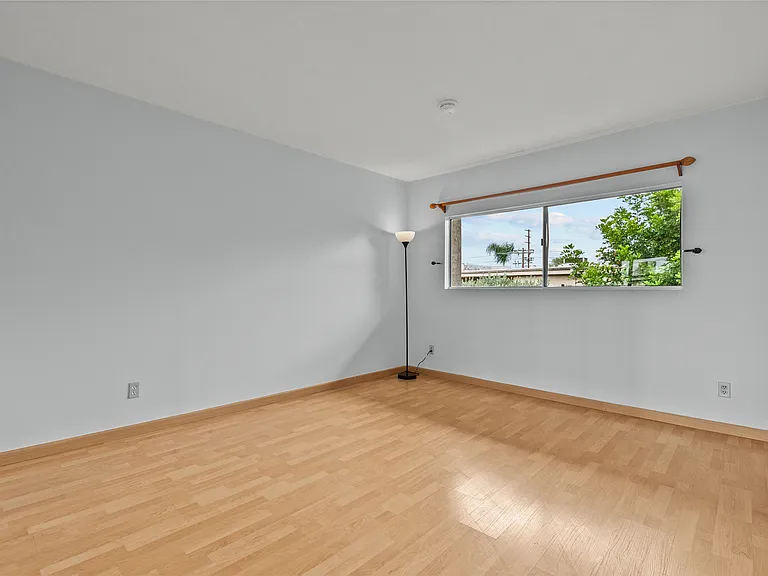 5055 Coldwater Canyon Ave #217 — Photo 25