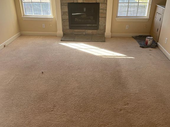 2nd image of 2733 Valley Dr