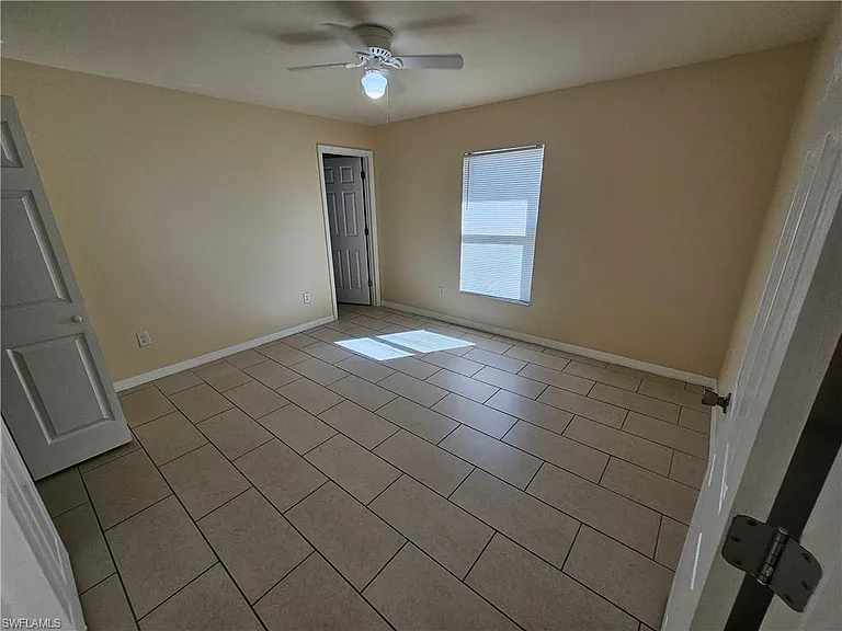 1622 SW 33rd St — Photo 11